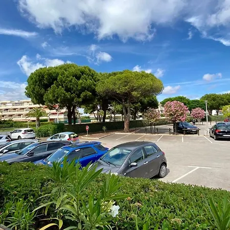 Escale Port - Port Camargue Daire *